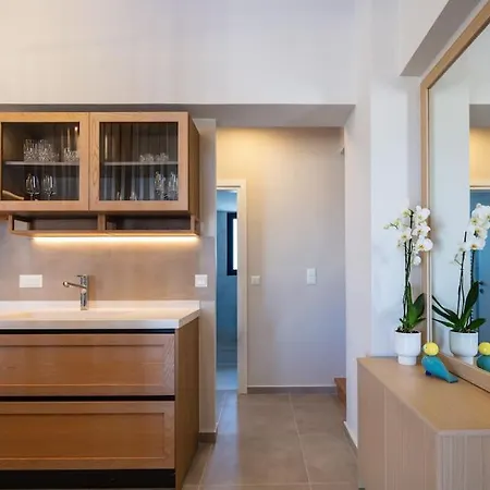 Apartment West Port